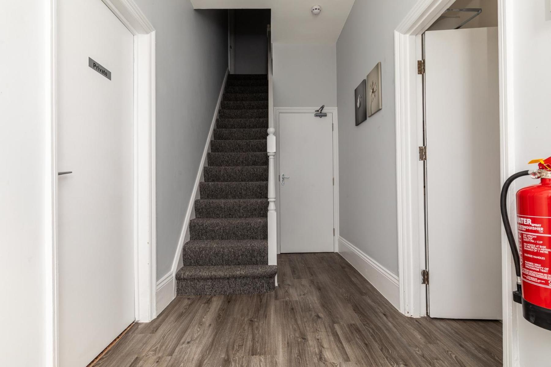Dove Court Travel Lodge 4 - First Floor Ensuite Almondsbury Exteriér fotografie